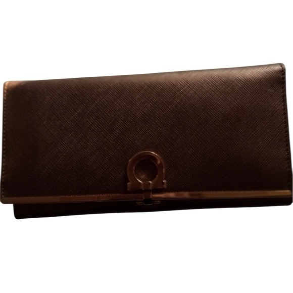 Elegant Brown Clutch Wallet NWOT - Picture 1 of 3